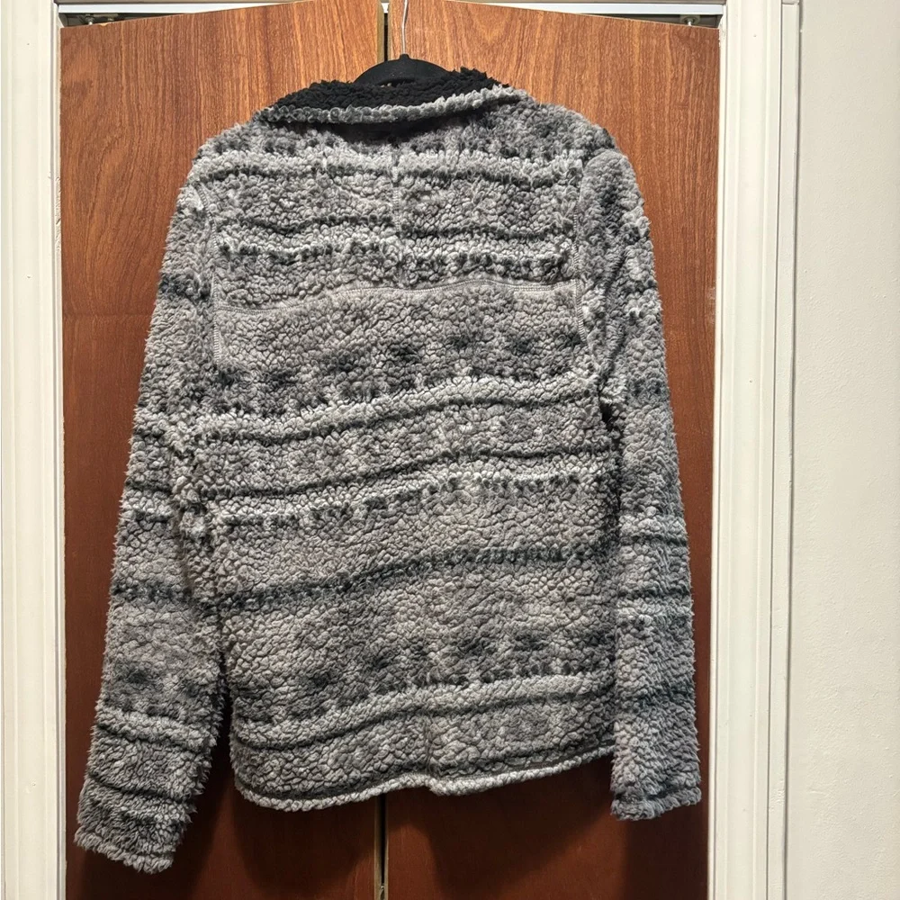 Women's natural blue by Visitor Sherpa Pullover